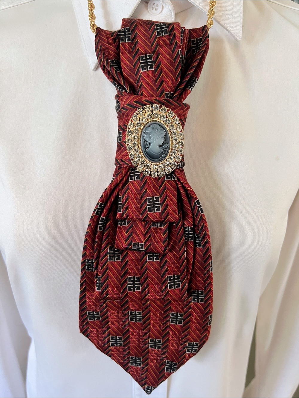 Givenchy Red Patterned Cravat with Jeweled Cameo Brooch